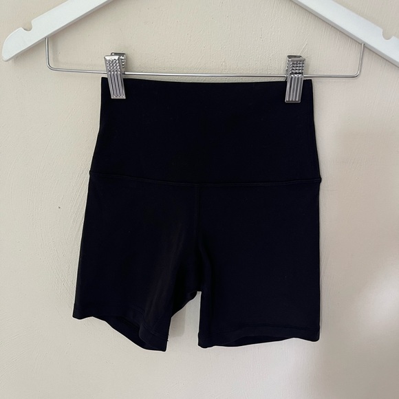 Lululemon Align High Rise Shorts 6” - Picture 1 of 4